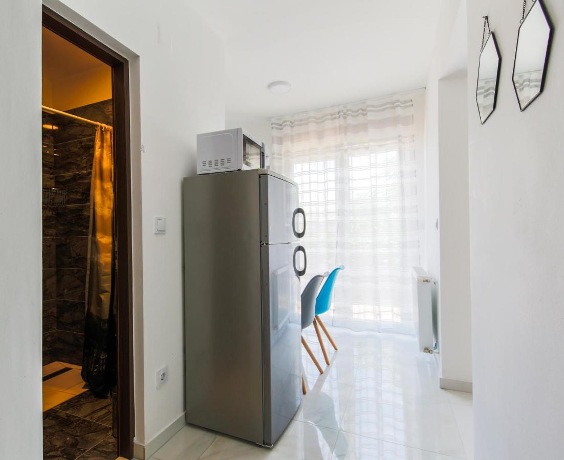 Apartmani Mabele Паг Екстер'єр фото