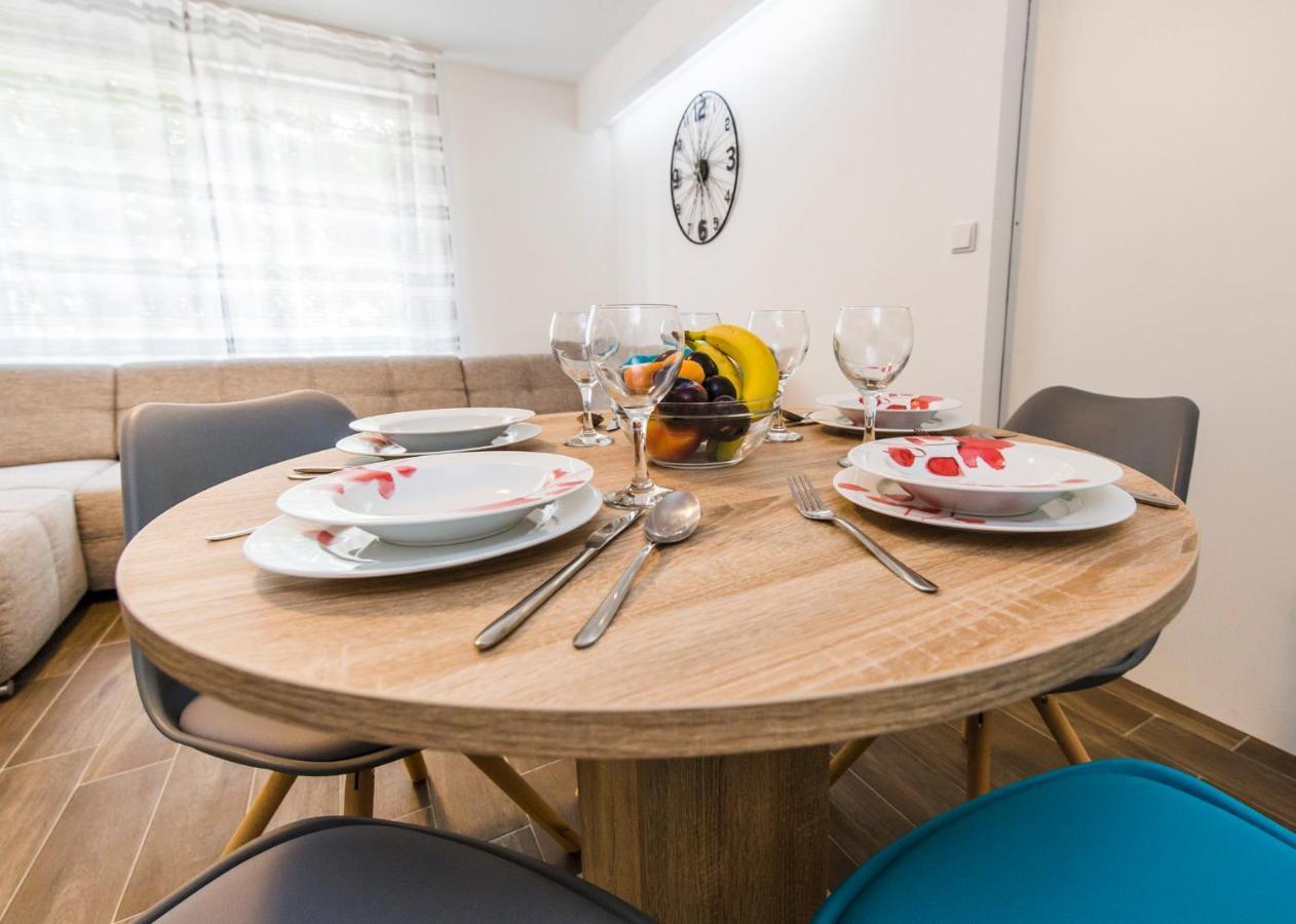 Apartmani Mabele Паг Екстер'єр фото