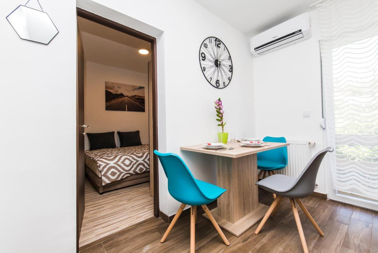 Apartmani Mabele Паг Екстер'єр фото