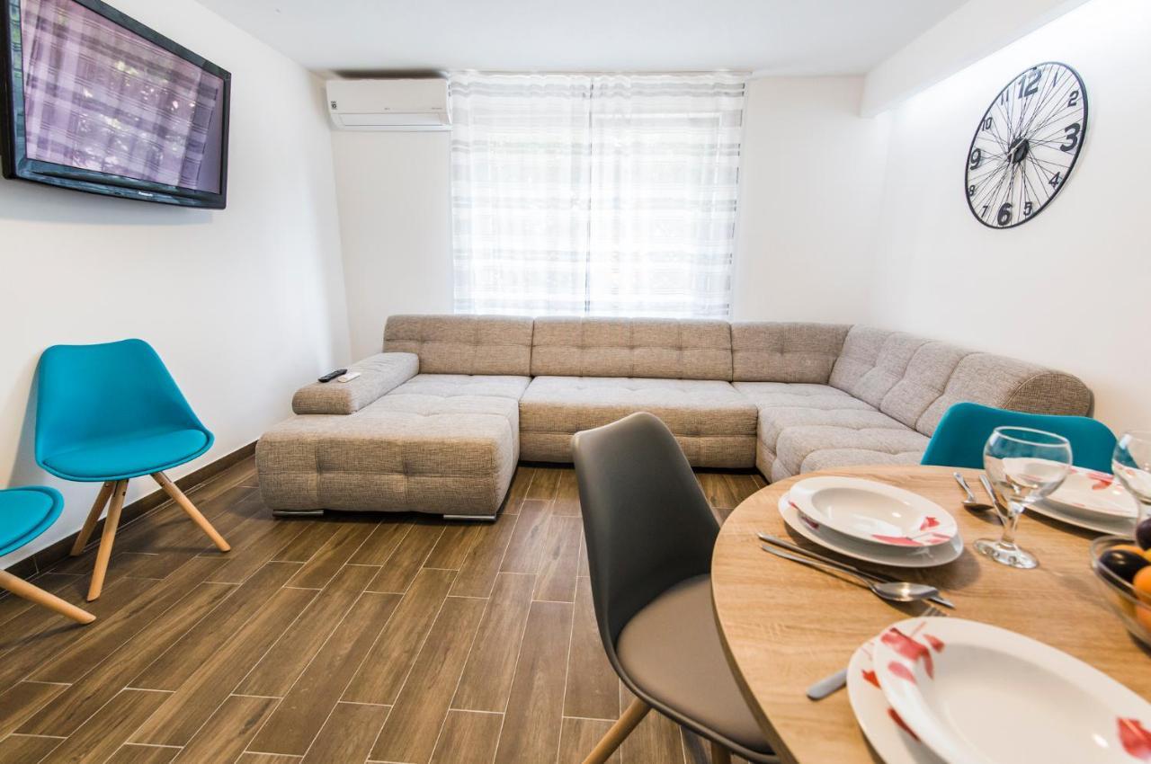Apartmani Mabele Паг Екстер'єр фото